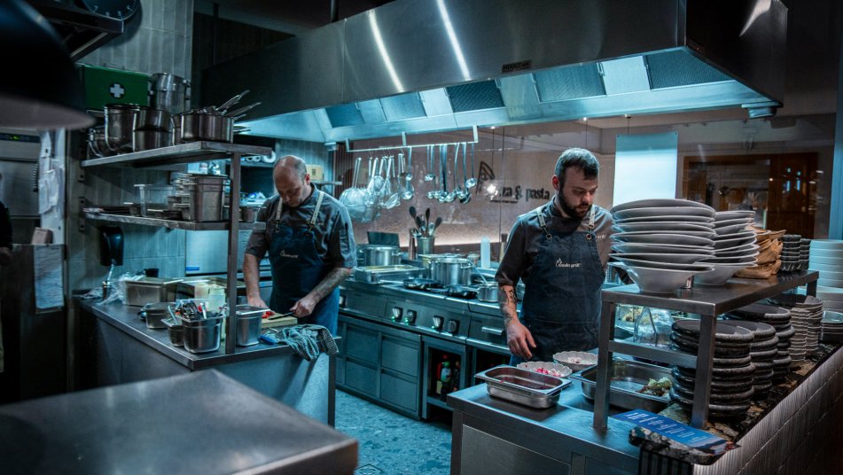 Uzavření restaurace 1. — 11. ledna